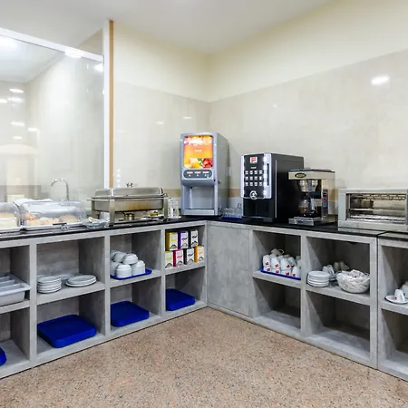 杜阿斯纳克斯酒店 2*